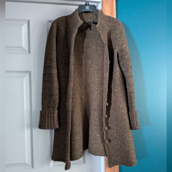 DONATED. Ivory women's size small soft wool sweater cardigan - Picture 2 of 16